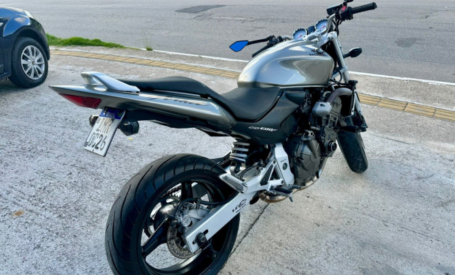 HONDA CB 600F HORNET - 2005-1
