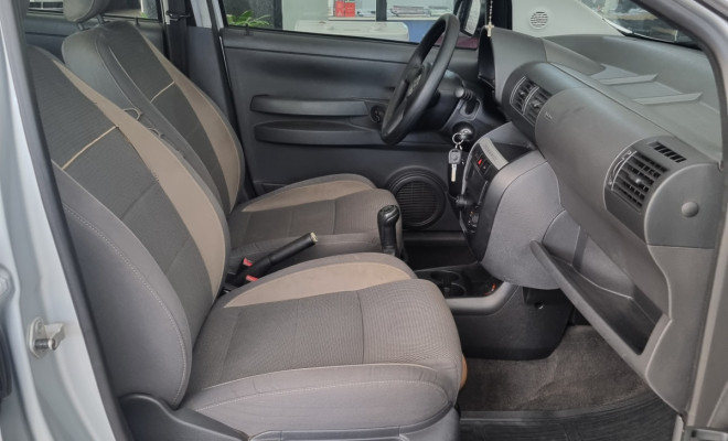 VW - VolksWagen CROSSFOX 1.6 Mi Total Flex 8V 5p 2009 Flex-5