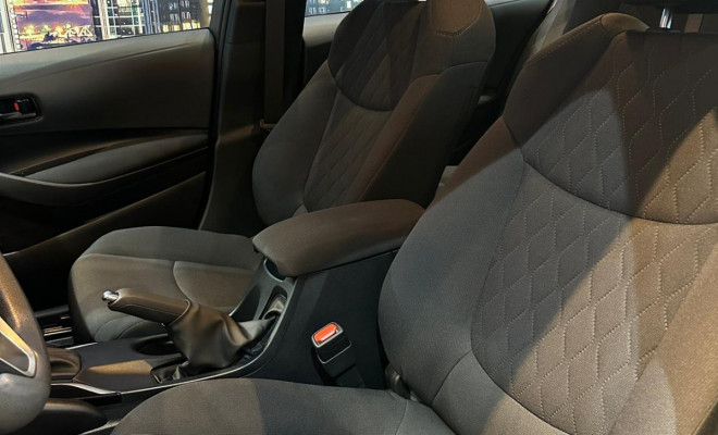 Toyota Corolla GLi 2.0 16V Flex Aut. 2025 Flex-9