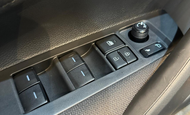 Toyota Corolla GLi 2.0 16V Flex Aut. 2025 Flex-12