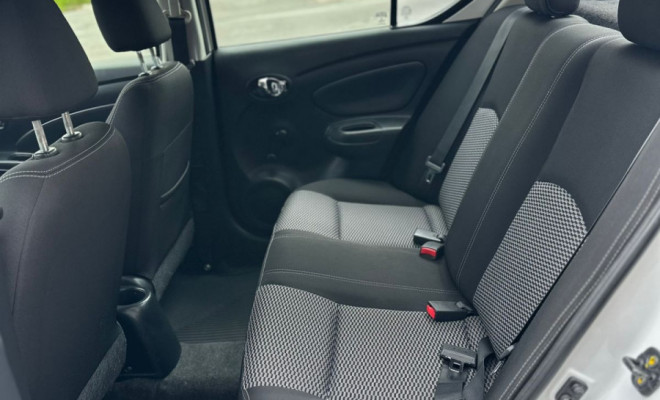 Nissan VERSA SV 1.6 16V Flex Fuel 4p Mec. 2016 Flex-9