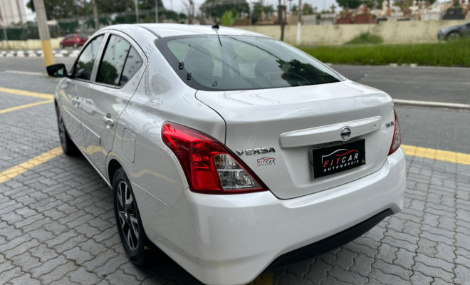 Nissan VERSA SV 1.6 16V Flex Fuel 4p Mec. 2016 Flex-1