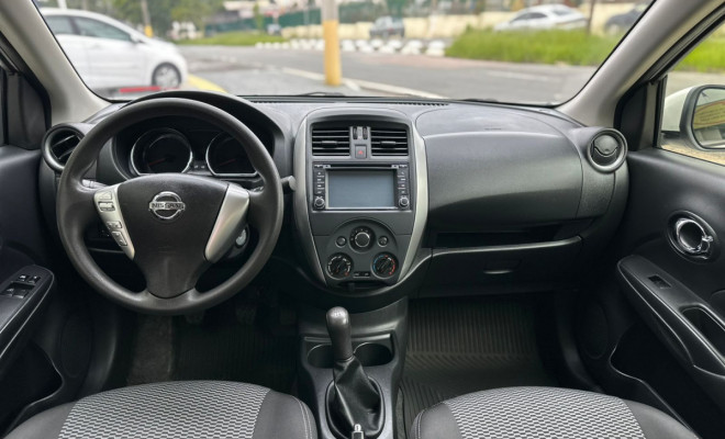 Nissan VERSA SV 1.6 16V Flex Fuel 4p Mec. 2016 Flex-7