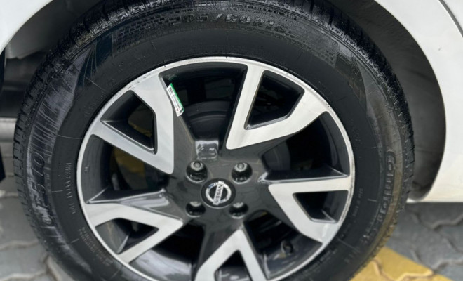 Nissan VERSA SV 1.6 16V Flex Fuel 4p Mec. 2016 Flex-10