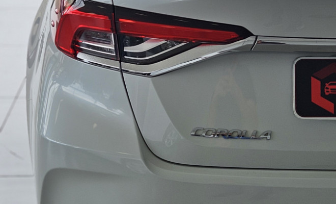 Toyota Corolla Altis Prem. 1.8 Aut. (Híbrido) 2023 Híbrido-16