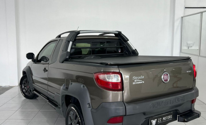 Fiat Strada Adventure 1.8 Flex CE 2015-5