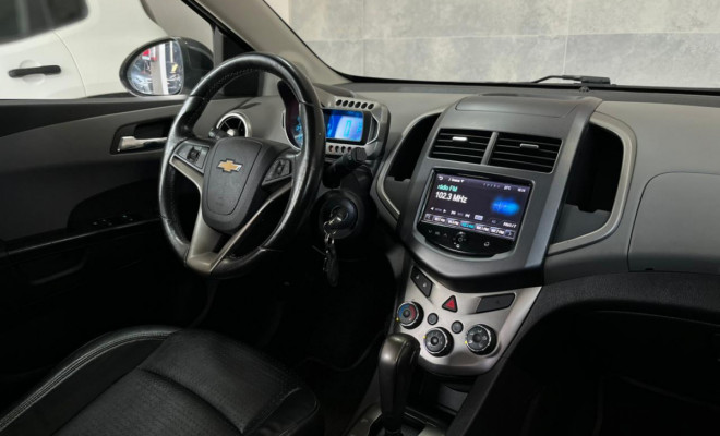 GM - Chevrolet SONIC HB LTZ EFFECT 1.6 16V FlexP 5p Aut 2014 Flex-10