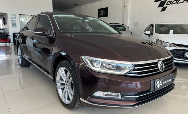 VW - VolksWagen Passat Highline 2.0 TSI 220cv Tip. 2018 Gasolina