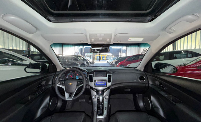 GM - Chevrolet CRUZE HB Sport LT 1.8 16V FlexP. 5p Aut 2013 Flex-5