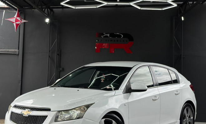 GM - Chevrolet CRUZE LT 1.8 16V FlexPower 4p Mec. 2013 Flex-1