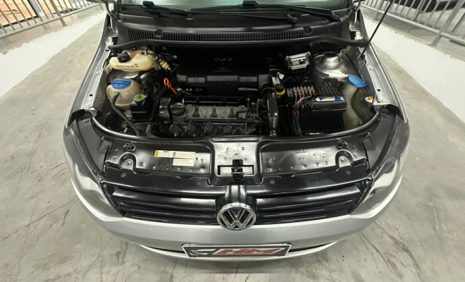 VW - VolksWagen Fox 1.0 Mi Total Flex 8V 5p 2014 Flex-9