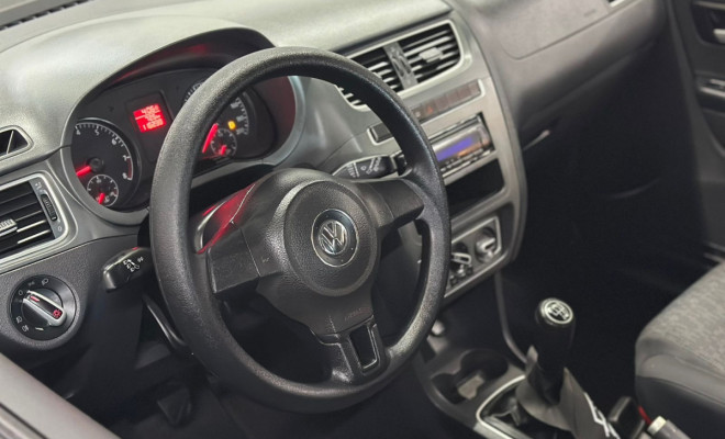 VW - VolksWagen Fox 1.0 Mi Total Flex 8V 5p 2014 Flex-6