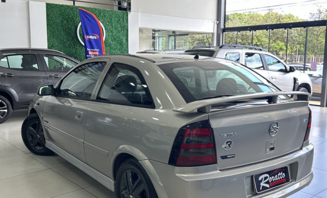 GM - Chevrolet Astra Comfort 2.0 MPFI FlexPower 8V 3p 2005 Flex-5