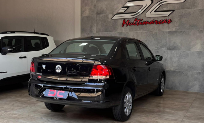 VW - VolksWagen VOYAGE 1.0/1.0 City Mi Total Flex 8V 4p 2013 Flex-4