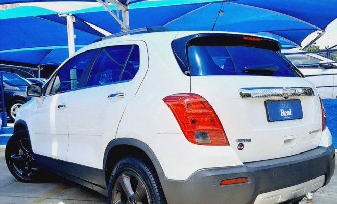 GM - Chevrolet TRACKER LTZ 1.8 16V Flex 4x2 Aut. 2015 Flex-4