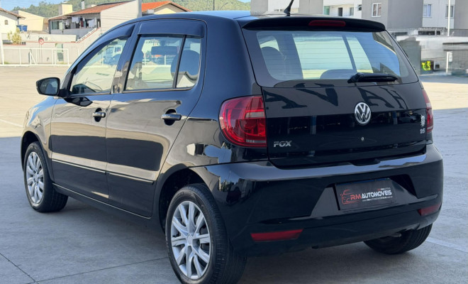 VW - VolksWagen Fox 1.6 Mi Total Flex 8V 5p 2011 Flex-2