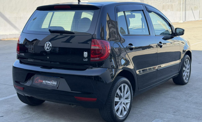VW - VolksWagen Fox 1.6 Mi Total Flex 8V 5p 2011 Flex-4
