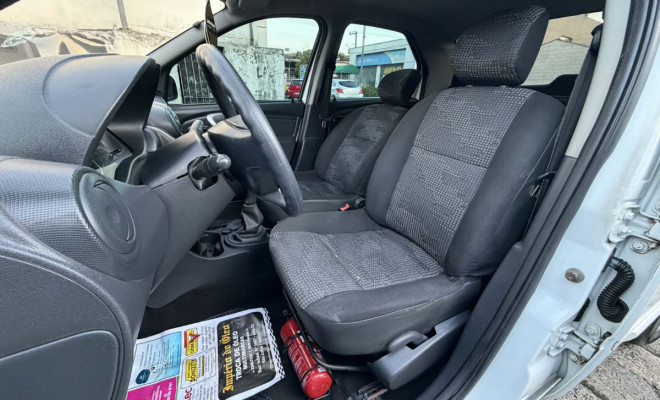 Renault LOGAN Authentique Hi-Flex 1.0 16V 4p 2012 Flex-6