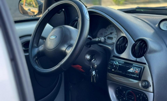 Ford Ka GL 1.0i Zetec Rocam 2004 Gasolina-5