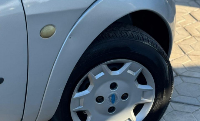 Ford Ka GL 1.0i Zetec Rocam 2004 Gasolina-6