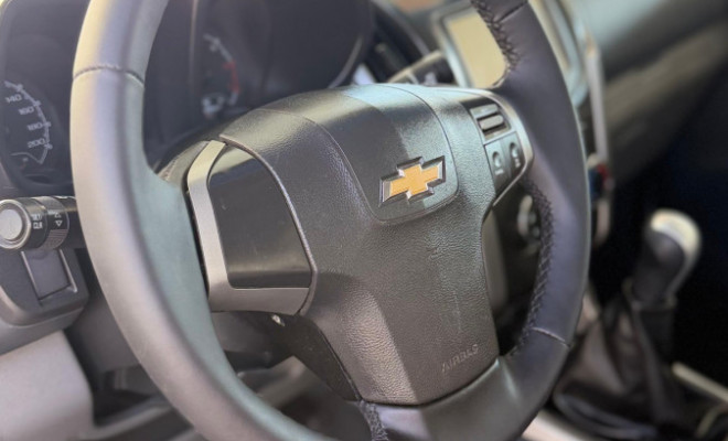 GM - Chevrolet S10 Pick-Up LS 2.4 F.Power 4x2 CD 2016 Flex-10