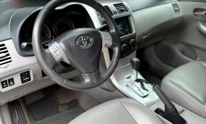 Toyota Corolla GLi 1.8 Flex 16V  Aut. 2014 Flex-6