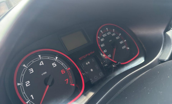 Renault SANDERO STEPWAY Hi-Flex 1.6 16V 5p 2012 Flex-11