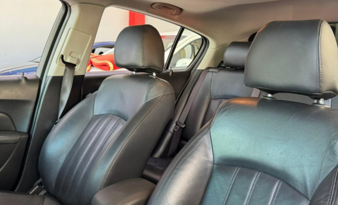 GM - Chevrolet CRUZE LTZ 1.8-7