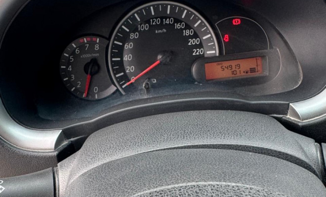 Nissan MARCH S 1.6 16V Flex Fuel 5p 2014 Flex-4