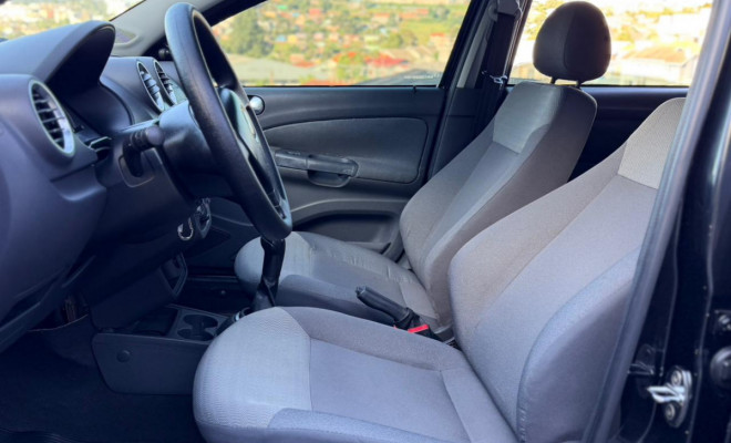 VW - VolksWagen VOYAGE 1.0/1.0 City Mi Total Flex 8V 4p 2010 Flex-2