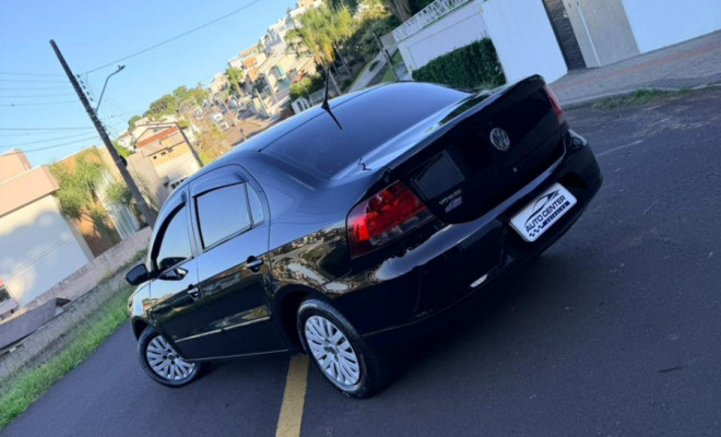 VW - VolksWagen VOYAGE 1.0/1.0 City Mi Total Flex 8V 4p 2010 Flex-12