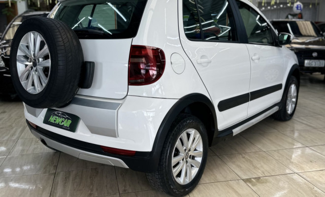 VW - VolksWagen CROSSFOX 1.6 Mi Total Flex 8V 5p 2013 Flex-2