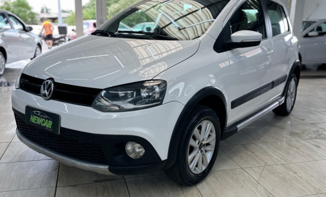 VW - VolksWagen CROSSFOX 1.6 Mi Total Flex 8V 5p 2013 Flex