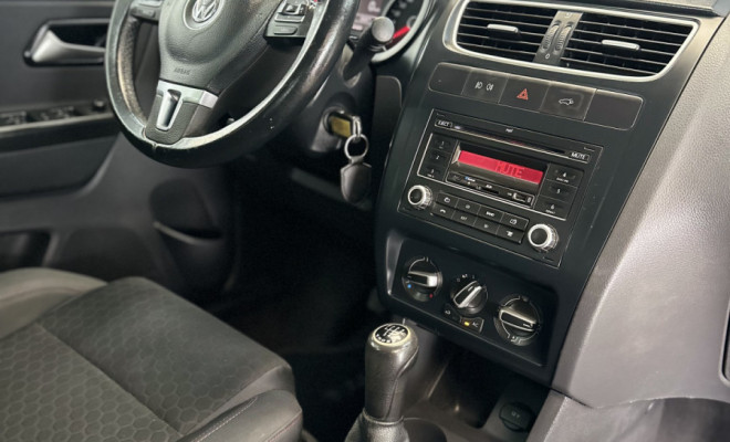 VW - VolksWagen CROSSFOX 1.6 Mi Total Flex 8V 5p 2013 Flex-7