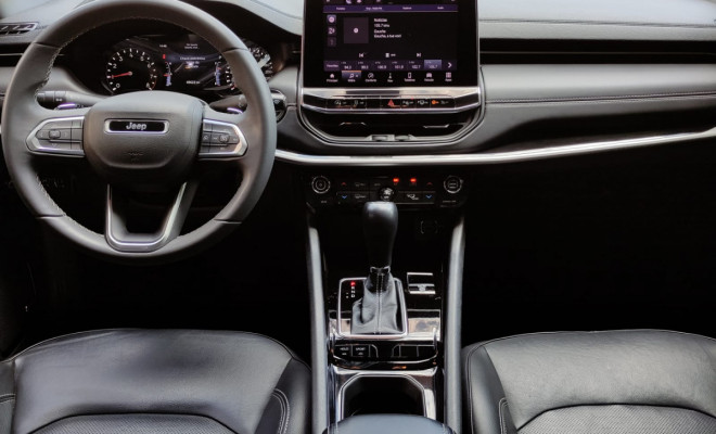 Jeep COMPASS T270 80 Anos 1.3 TB 4x2 Flex Aut 2022 Flex-4