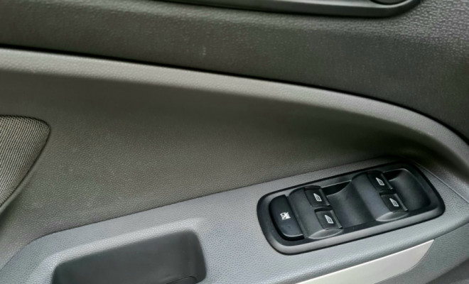 Ford EcoSport FREESTYLE 2.0 Automatico 2015-6