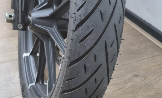 HARLEY-DAVIDSON XL 883N IRON 2019 Gasolina-12