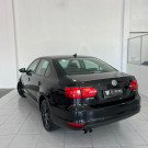 VW - JETTA Comfortline 2.0 8V 4p Tiptronic 2012 Flex-5