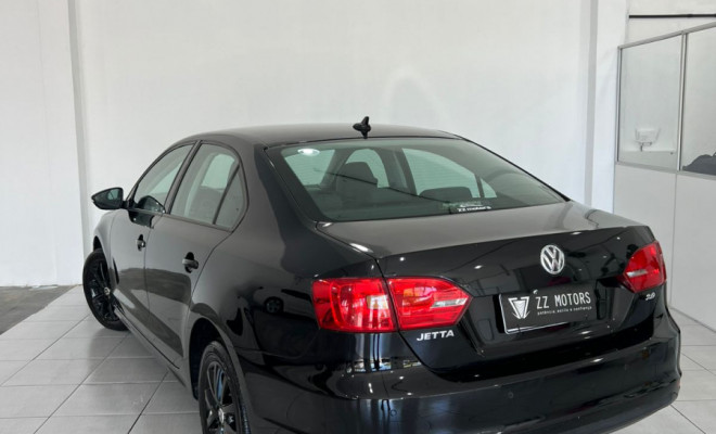 VW - JETTA Comfortline 2.0 8V 4p Tiptronic 2012 Flex-5