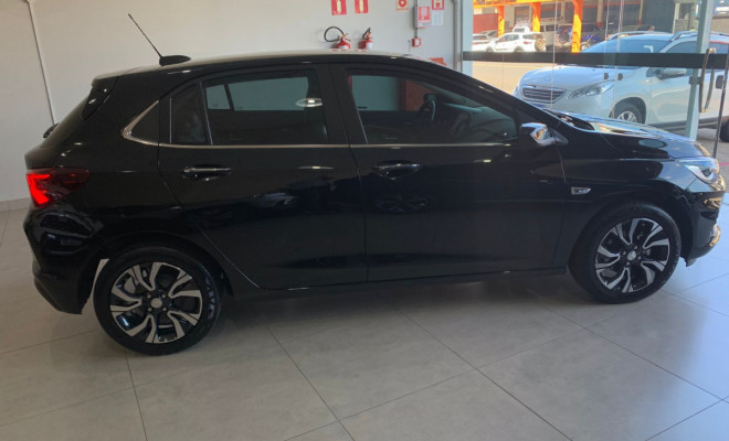 GM - Chevrolet ONIX HATCH PREM. 1.0 12V TB Flex 5p Aut. 2024 Flex-6