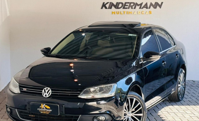 VW - VolksWagen JETTA Highline 2.0 TSI 16V 4p Tiptronic 2013 Flex-0
