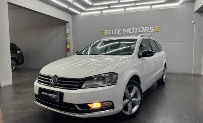 VW - VolksWagen Passat Variant Turbo 2.0 FSI Tiptron. 5p 2012 Flex