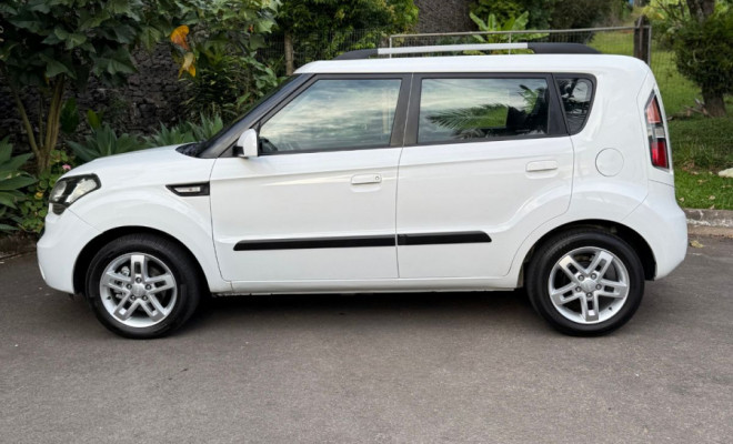 Kia Motors SOUL 1.6/ 1.6 16V FLEX Mec. 2011 Flex-9