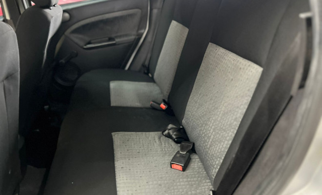 Ford Fiesta Sedan SE 1.6 16V Flex 4p 2014 Flex-9