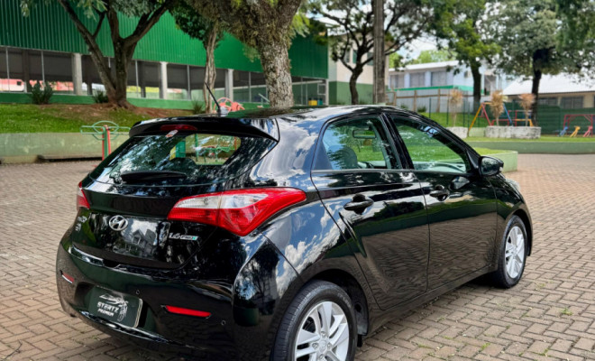 Hyundai HB20 Premium 1.6 Flex 16V Mec. 2013 Flex-10