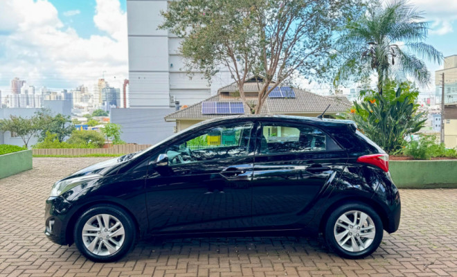 Hyundai HB20 Premium 1.6 Flex 16V Mec. 2013 Flex-7