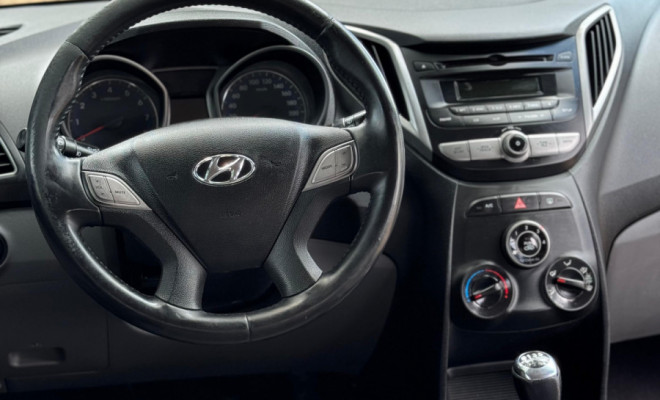 Hyundai HB20 Premium 1.6 Flex 16V Mec. 2013 Flex-1