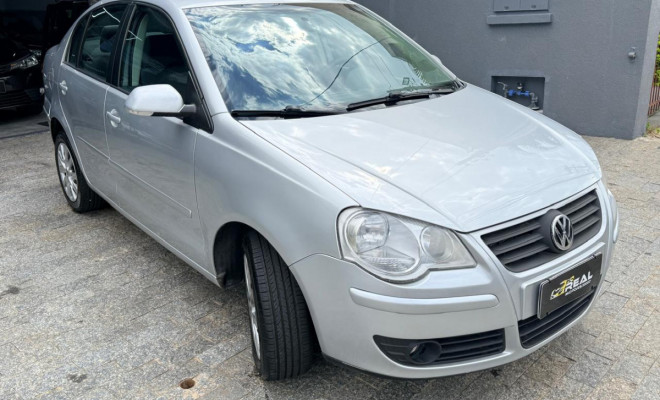 VW - VolksWagen Polo Sed.COMFORT. I MOTION 1.6 T.Flex 4p 2011 Flex-1