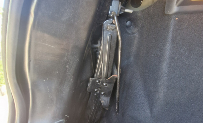 Renault SANDERO Expression Hi-Power 1.6 8V 5p 2015 Flex-12