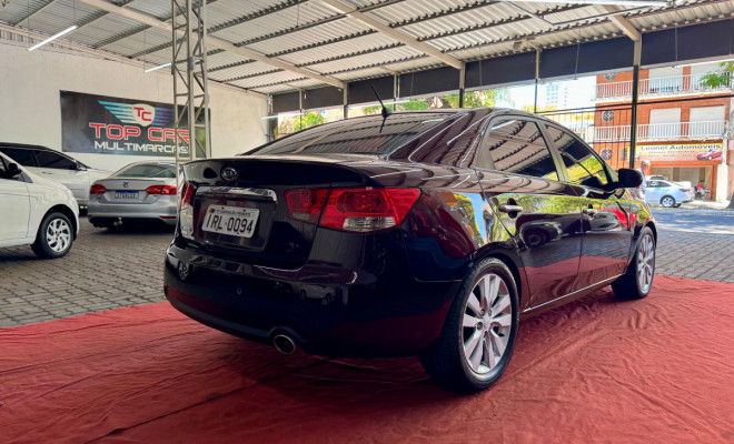 Kia Motors Cerato 1.6 16V Aut. 2011 Flex-5